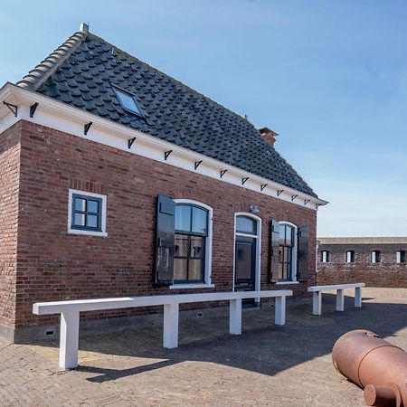 Fortwachterswoning 하우스더이넨 외부 사진